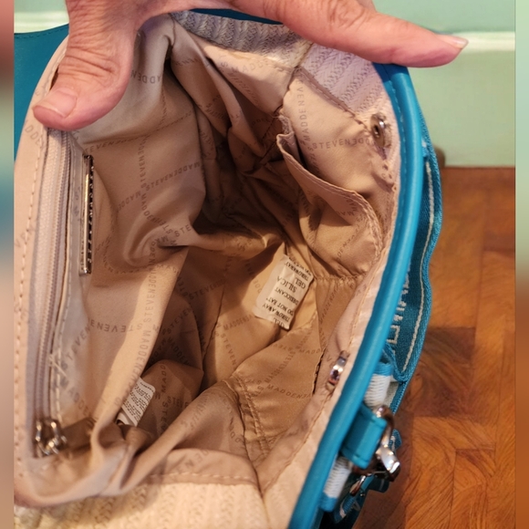 STEVE MADDEN BWEBBER STRAW SATCHEL CROSSBODY BAG W AIR POD CASE TEAL NWT - Picture 8 of 10